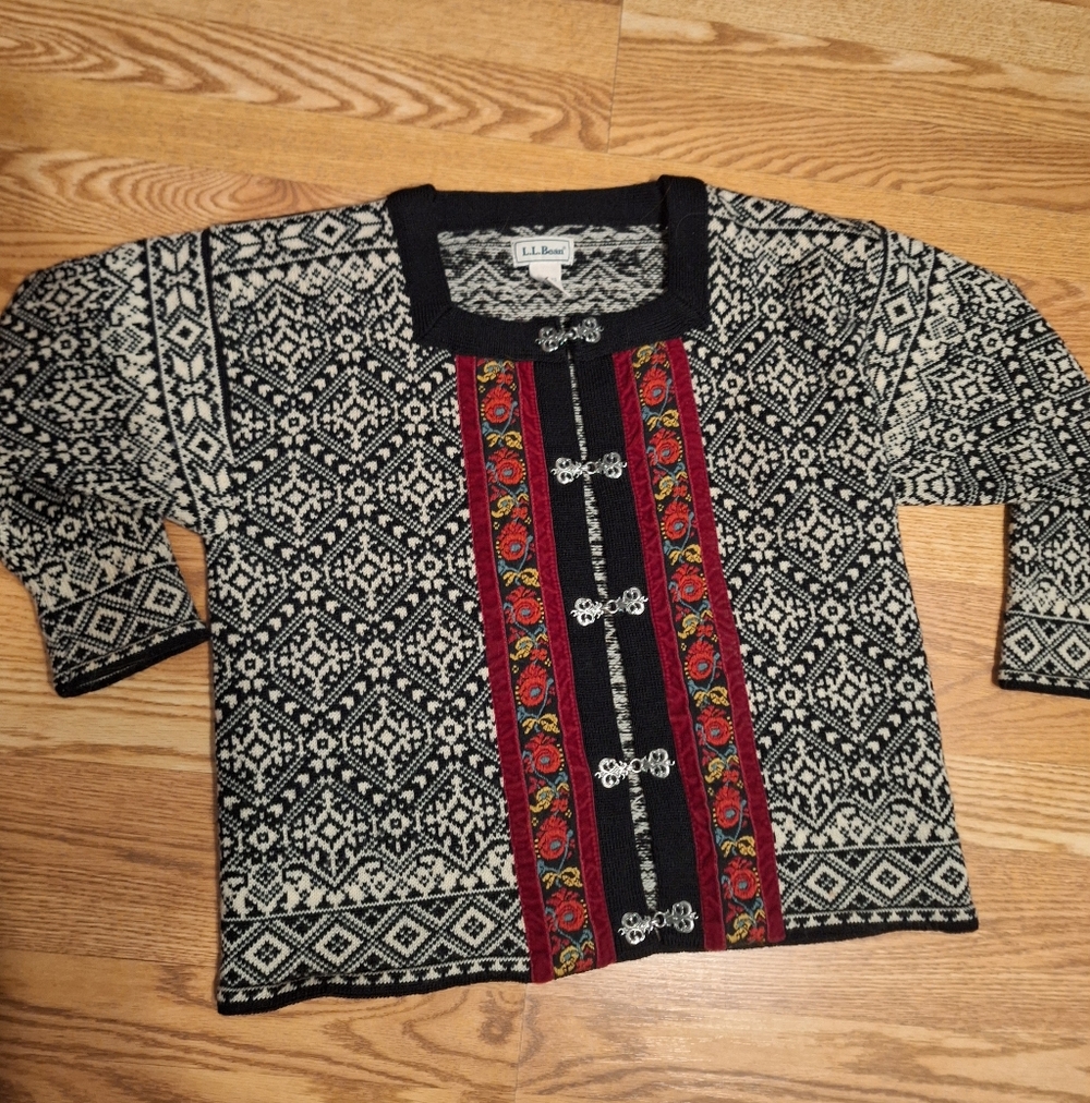 llbean icelandic wool sweater vintage
